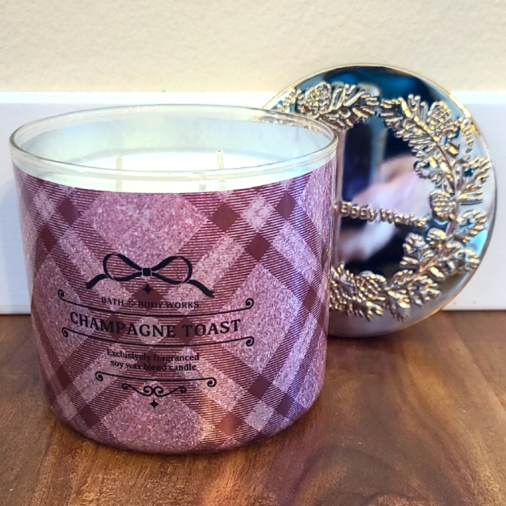 CHAMPAGNE TOAST 3 Wick Candle Bath & Body Works Plaid Sparkle Outside